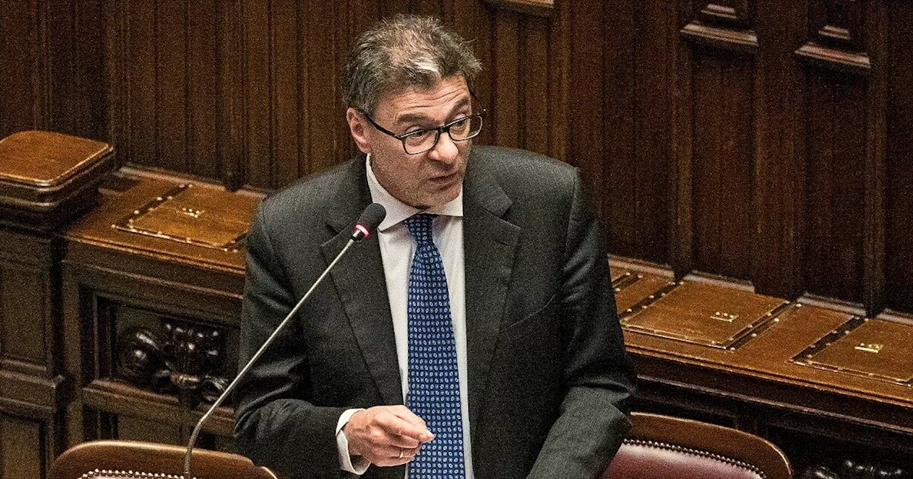 Superbonus, Giorgetti: “Crediti spalmati su 10 anni per ridurre il deficit/pil di 2,4 miliardi”