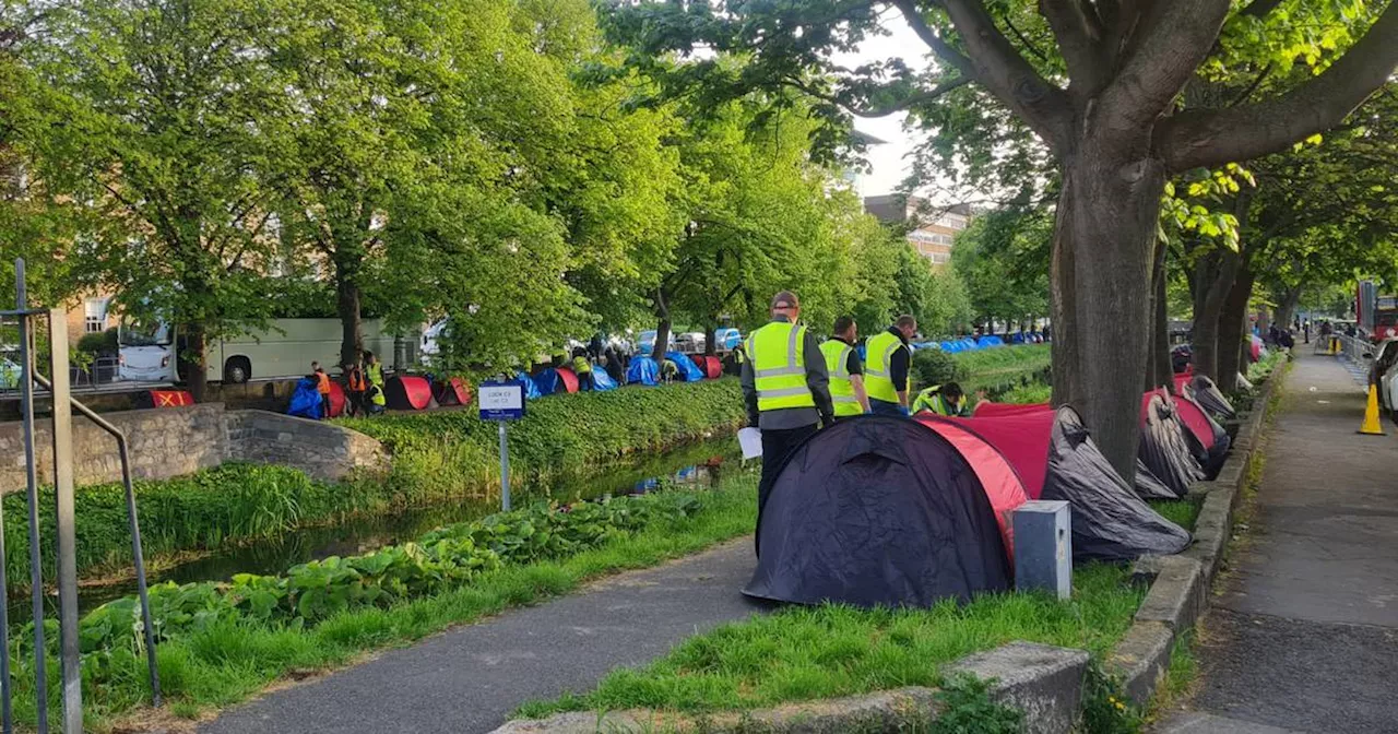 Operation underway to clear tents from along Grand Canal in Dublin