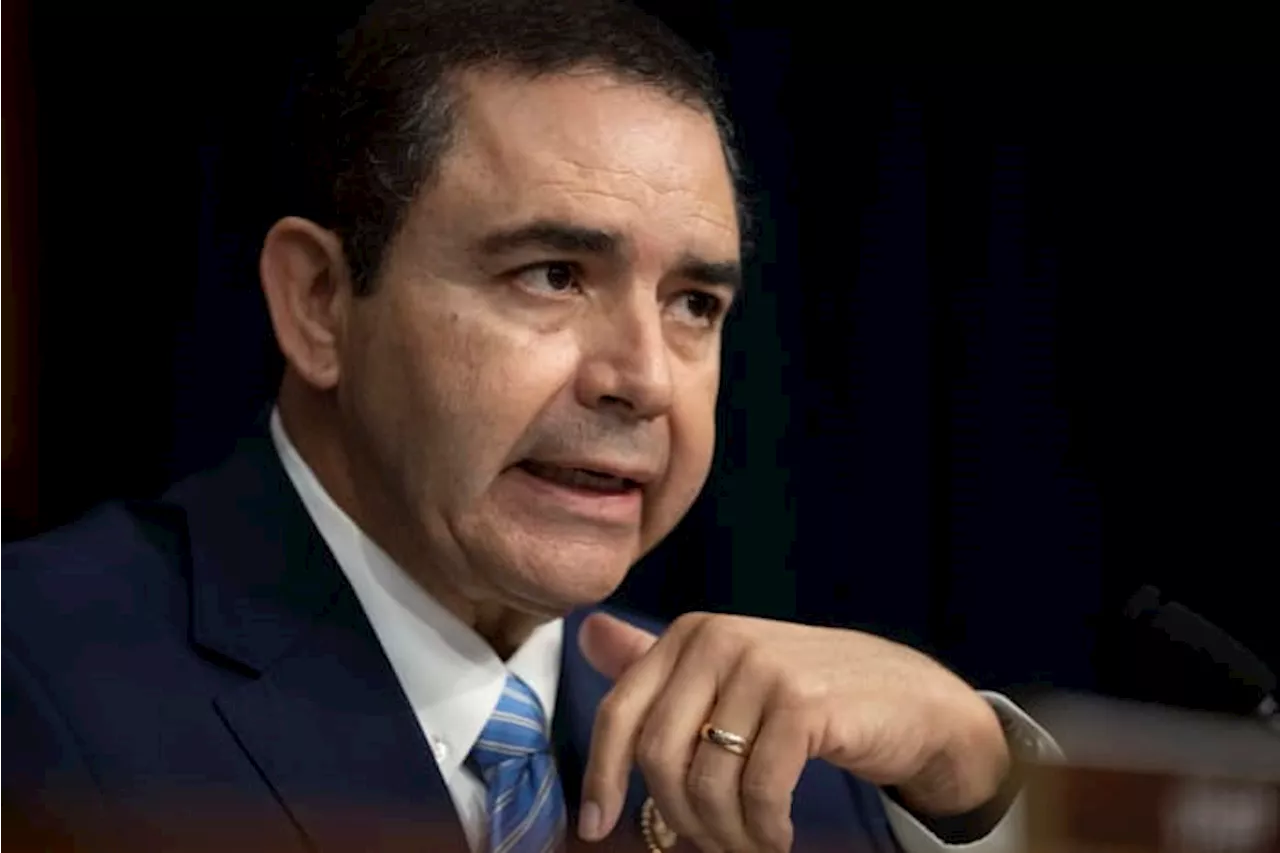 Despite charges, few call for Democratic Congressman Henry Cuellar to resign from office