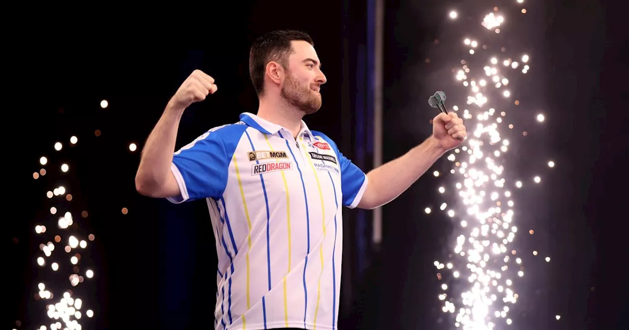 Darts star Luke Humphries dons Leeds United outfit in stunning entrance