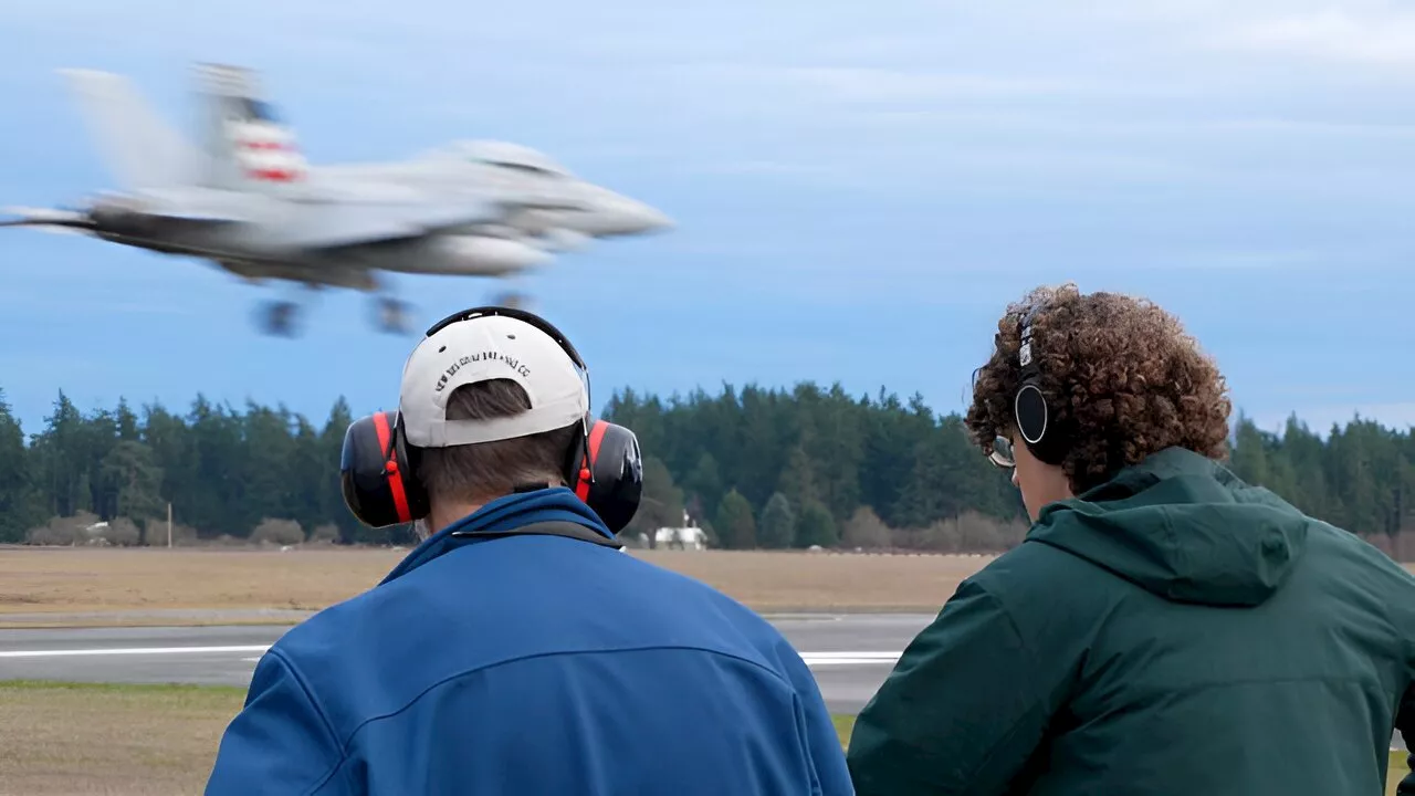 Navy Growler jet noise over Washington state's Whidbey Island could impact 74,000 people's health