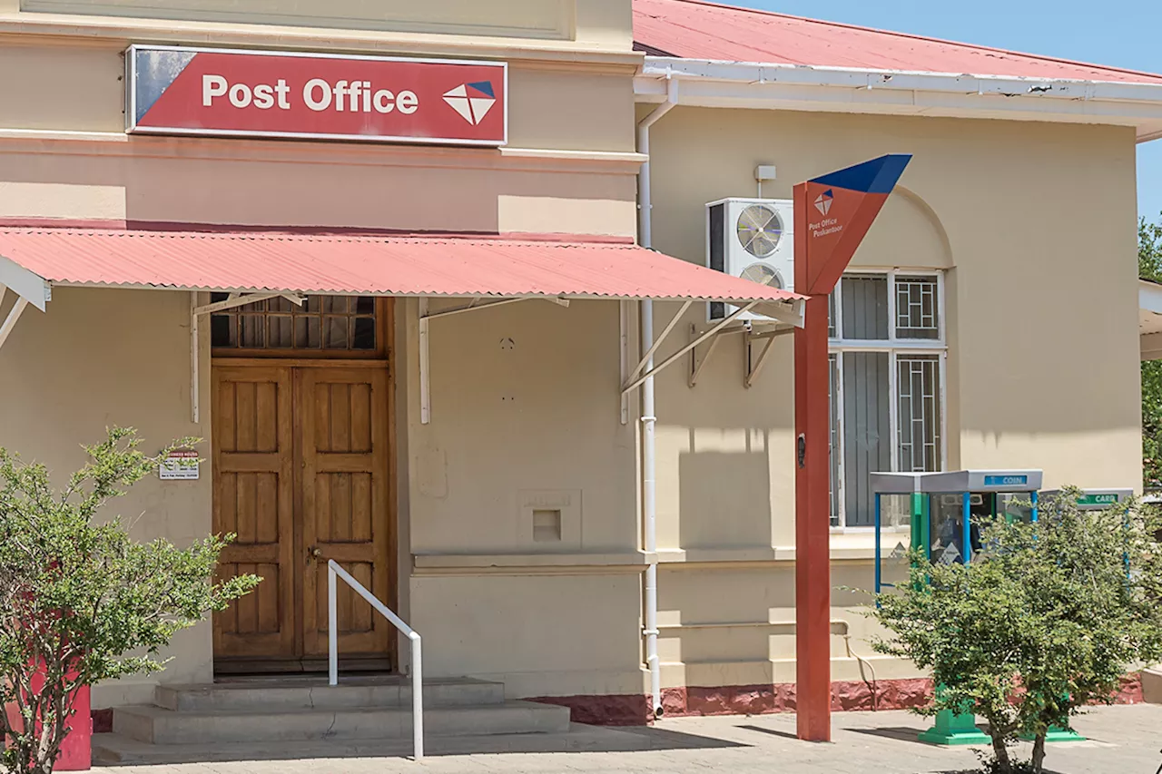 Post Office going ahead with job cuts