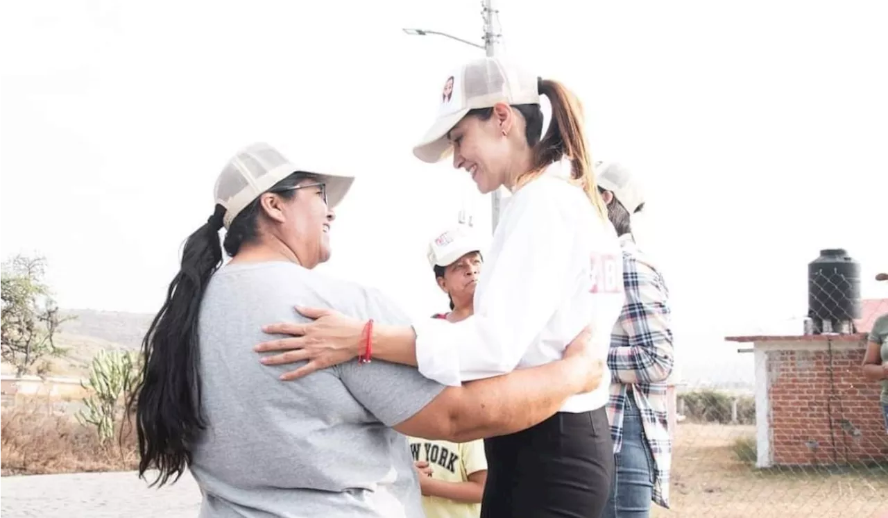 Isabel Acevedo promete mejorar caminos a comunidades de Jerécuaro y continuar programas sociales