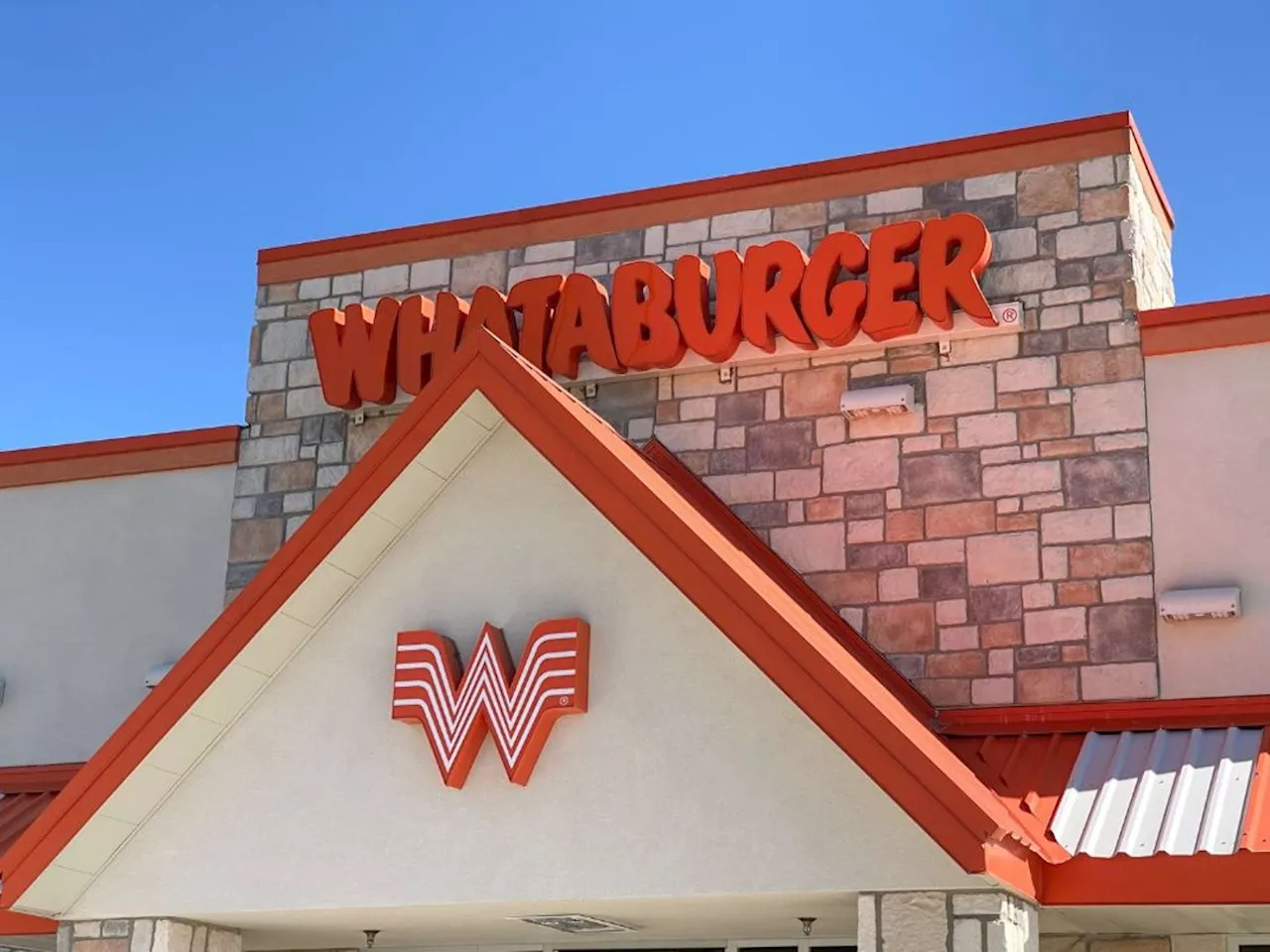 San Antonio Spurs fans worked up over Whataburger's NBA tweet