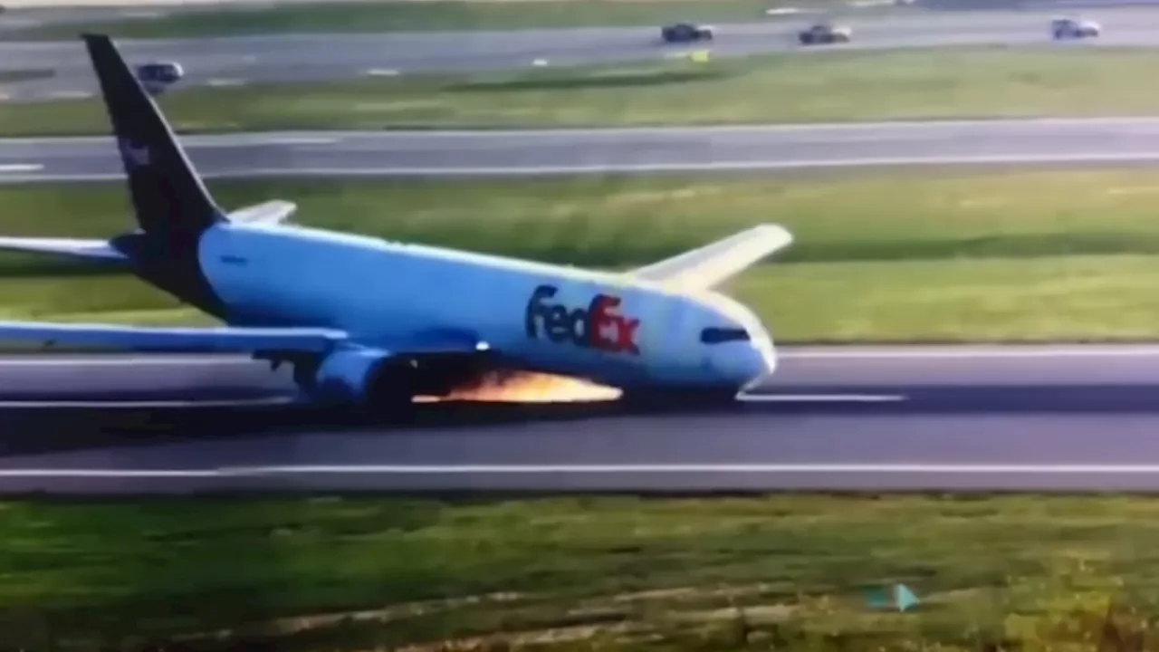 Boeing plane crash-lands due to yet another failure