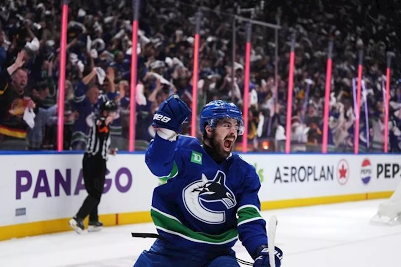 Vancouver Canucks claw out 5-4 comeback win over Edmonton Oilers in Game 1