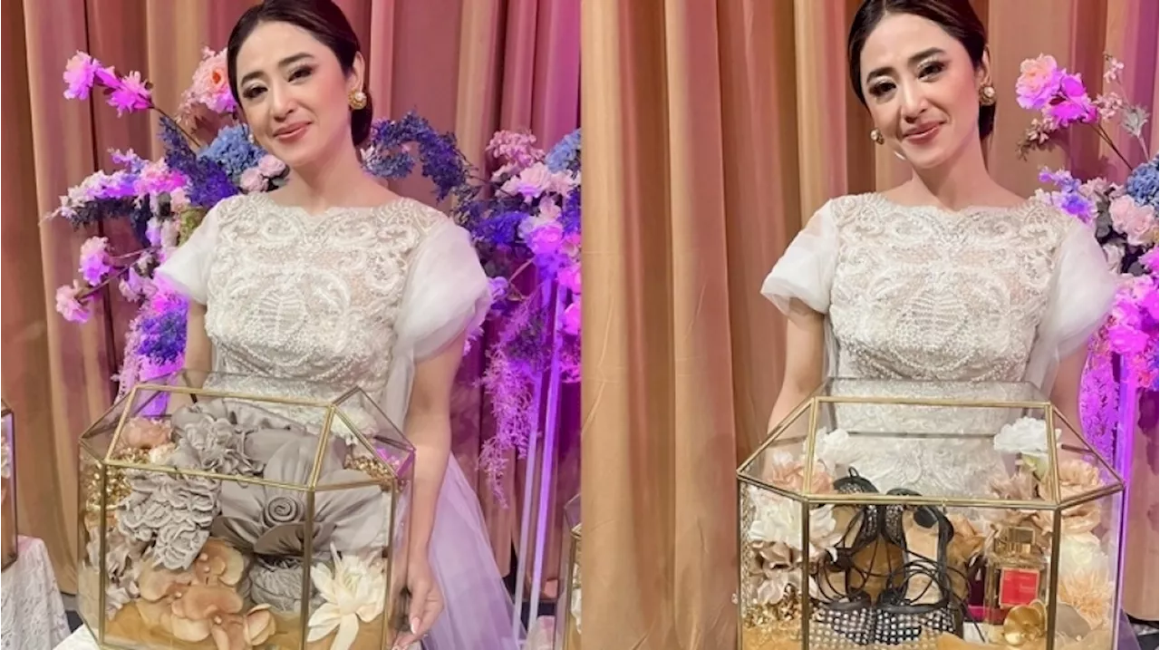 Momen Ayah Mertua Putri Isnari Gendong Dewi Perssik di Depan Ketiga Istrinya, Posisi Tangan Bikin Salfok