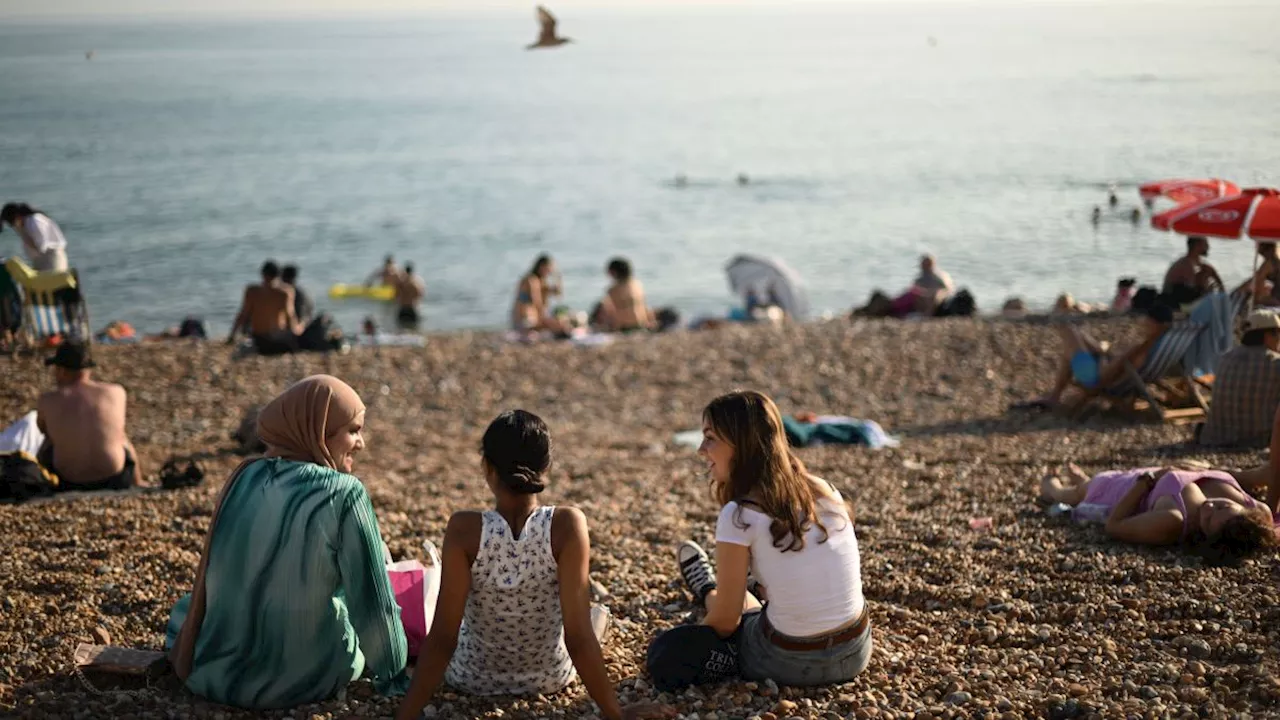 UK set for hottest day of the year this weekend as temperatures to hit 26°C