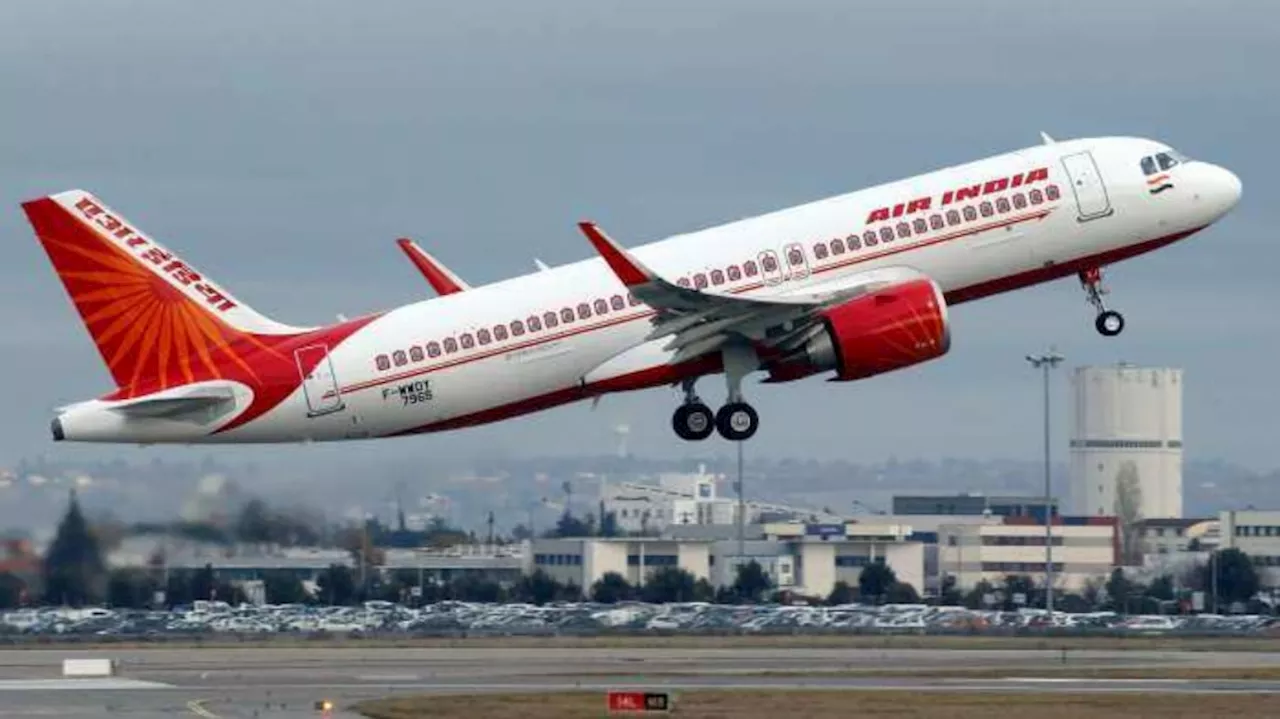 Air India Issue: പിരിച്ചുവിട്ടവരെ തിരിച്ചെടുക്കും; എയർ ഇന്ത്യ പ്രതിസന്ധി അവസാനിച്ചു