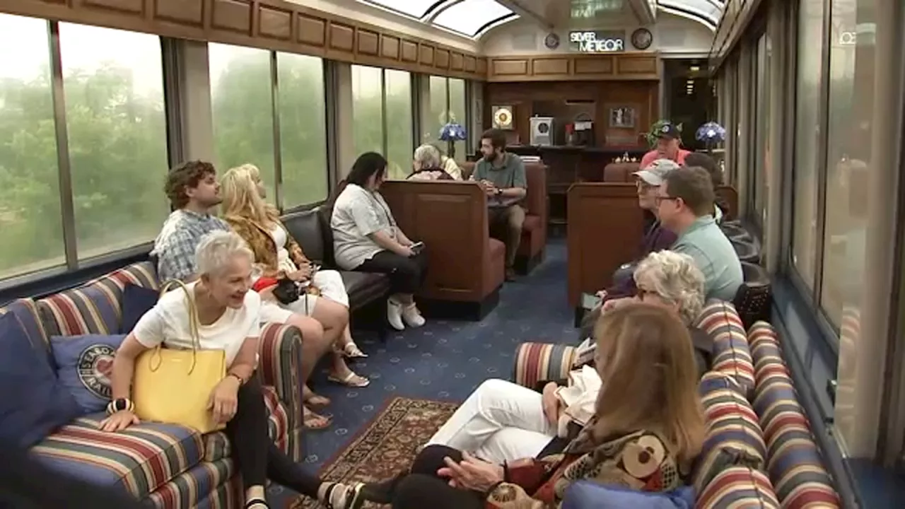 3 historic railcars with Chicago roots make short stop at Pullman Metra Station