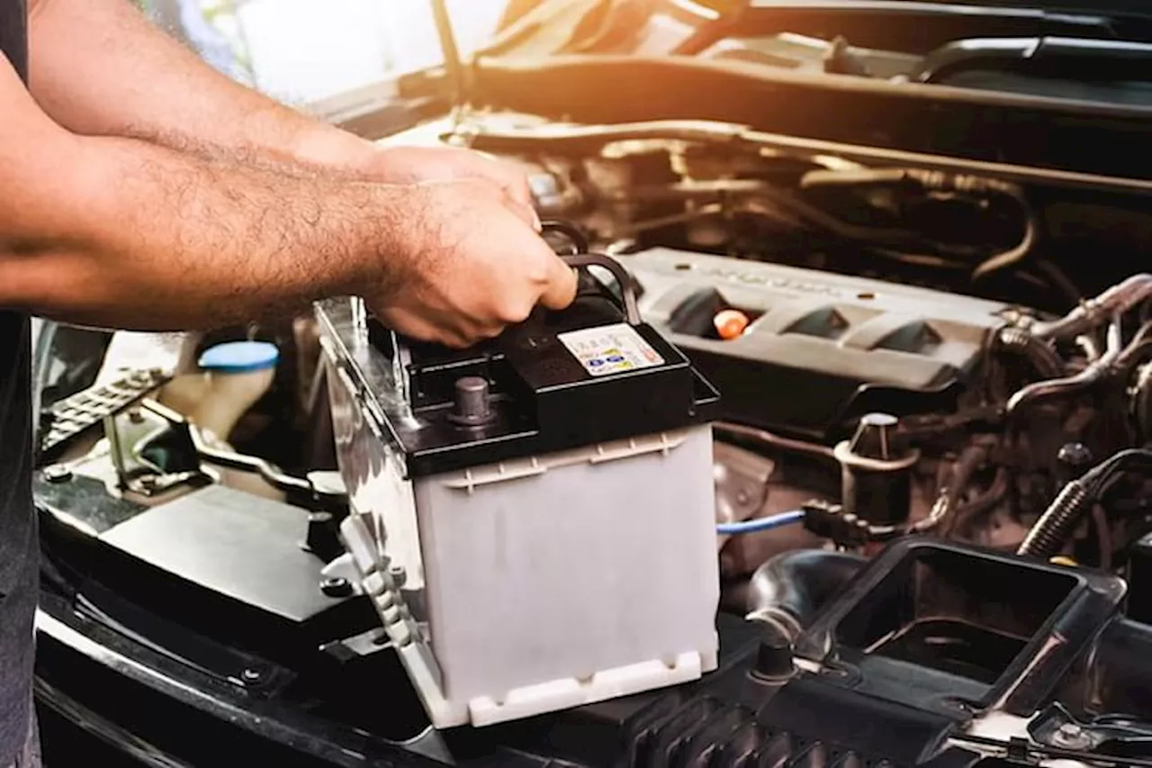 Car Battery: कार की बैटरी को घर में सुरक्षित तरीके से ऐसे बदलें, बच जाएंगे मरम्मत के पैसे