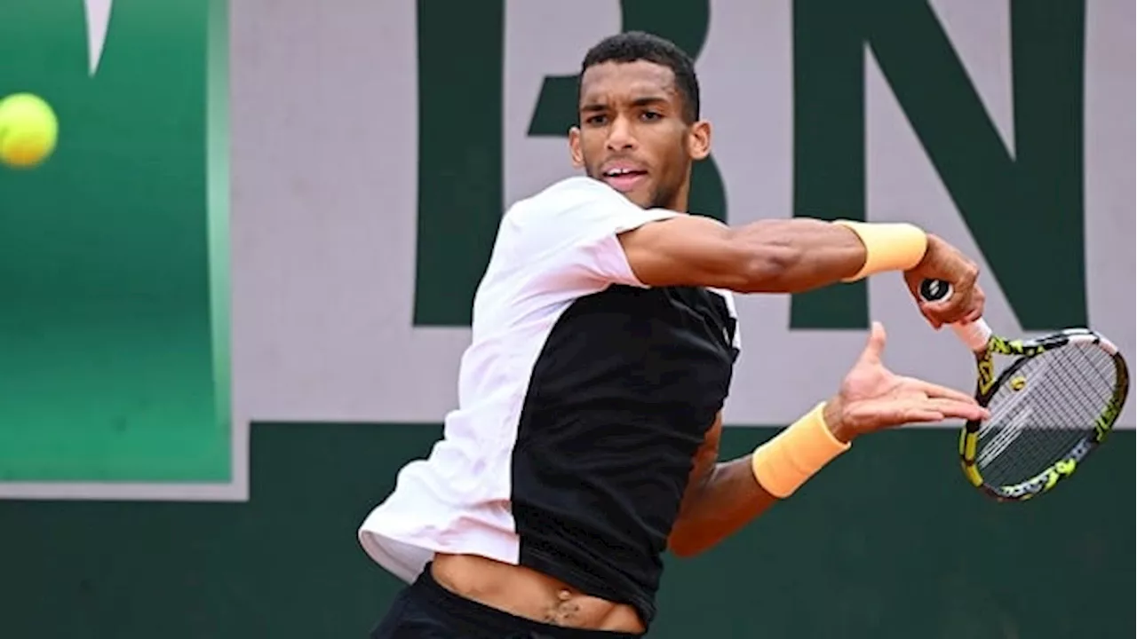 Felix Auger-Aliassime reaches 4th round of French Open