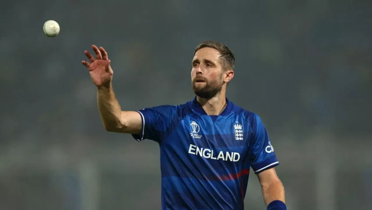 England's Woakes taking break from cricket after father's death