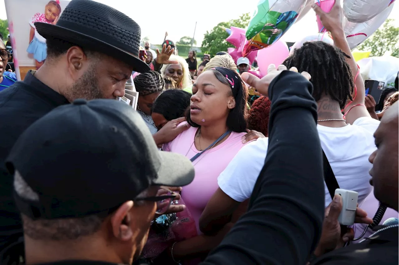 Family, activists, community gather to honor life of girl, 5, shot on Near West Side