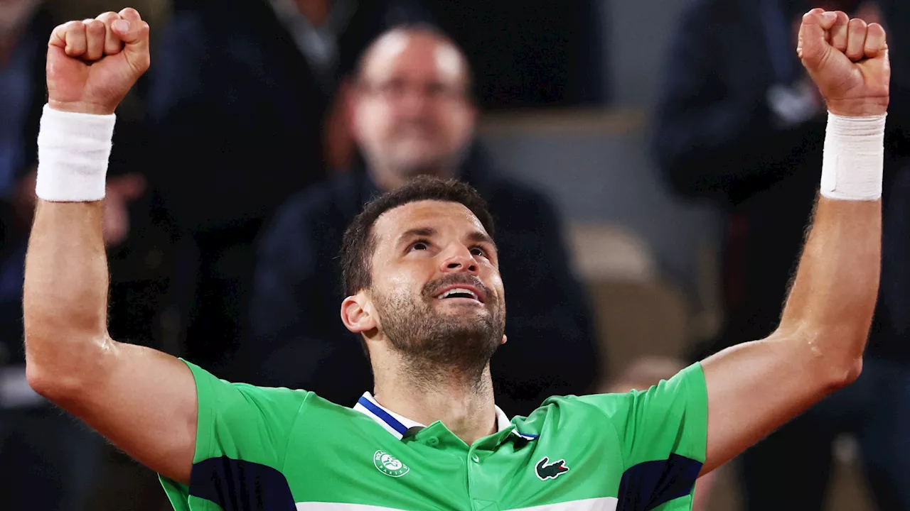  Grigor Dimitrov vince la pioggia un giorno dopo, avanzano Rune e Cerundolo