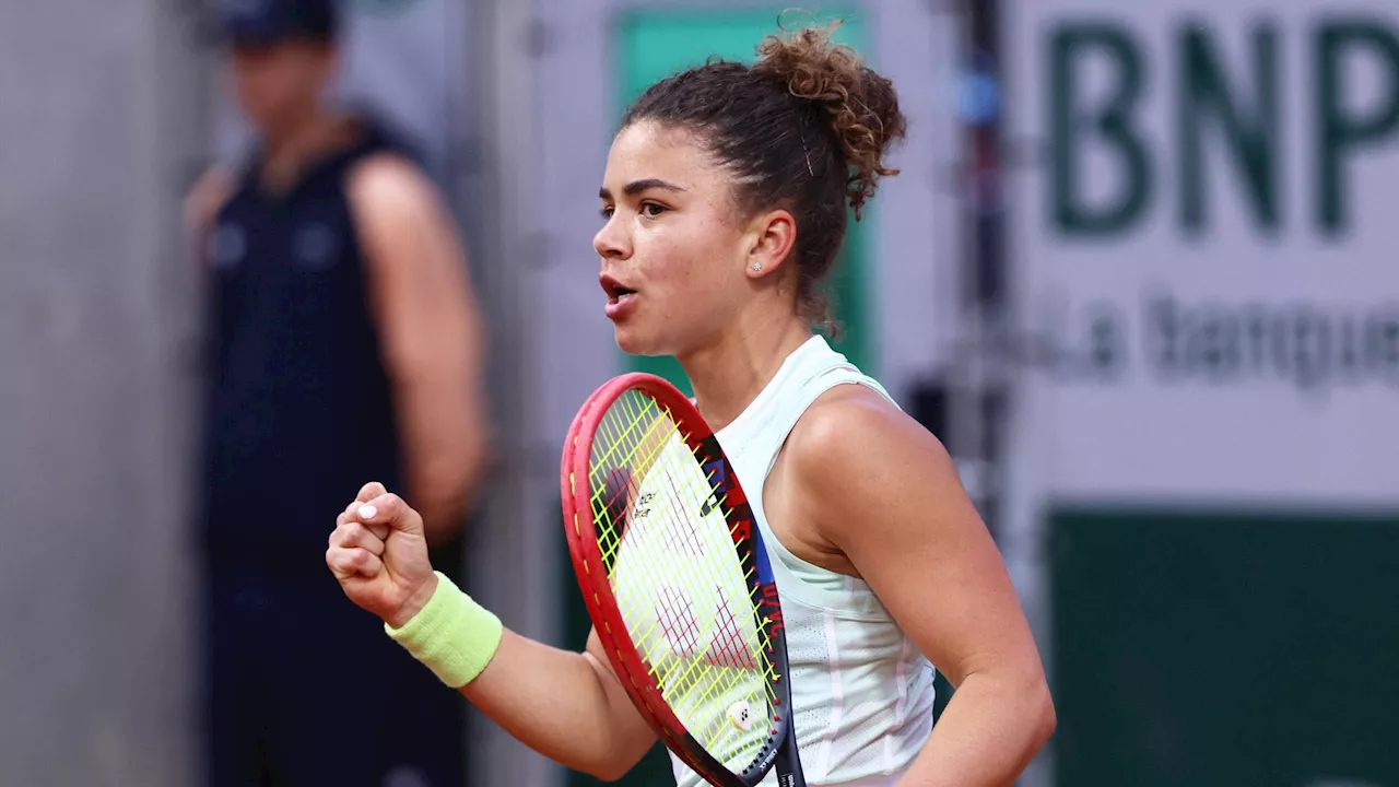 Jasmine Paolini piega Bianca Andreescu in tre set: l’azzurra spedita agli ottavi insieme a Cocciaretto