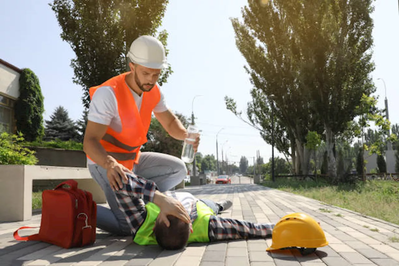 ہیٹ اسٹروک ہوجانے کی صورت میں کیا ہنگامی اقدامات اپنائیں؟