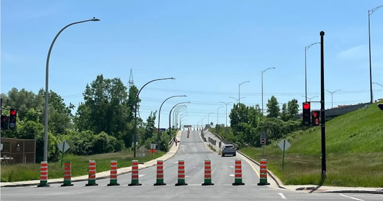 ‘It’s absolute chaos’: Indefinite bridge closures spark outrage in Montreal’s West Island