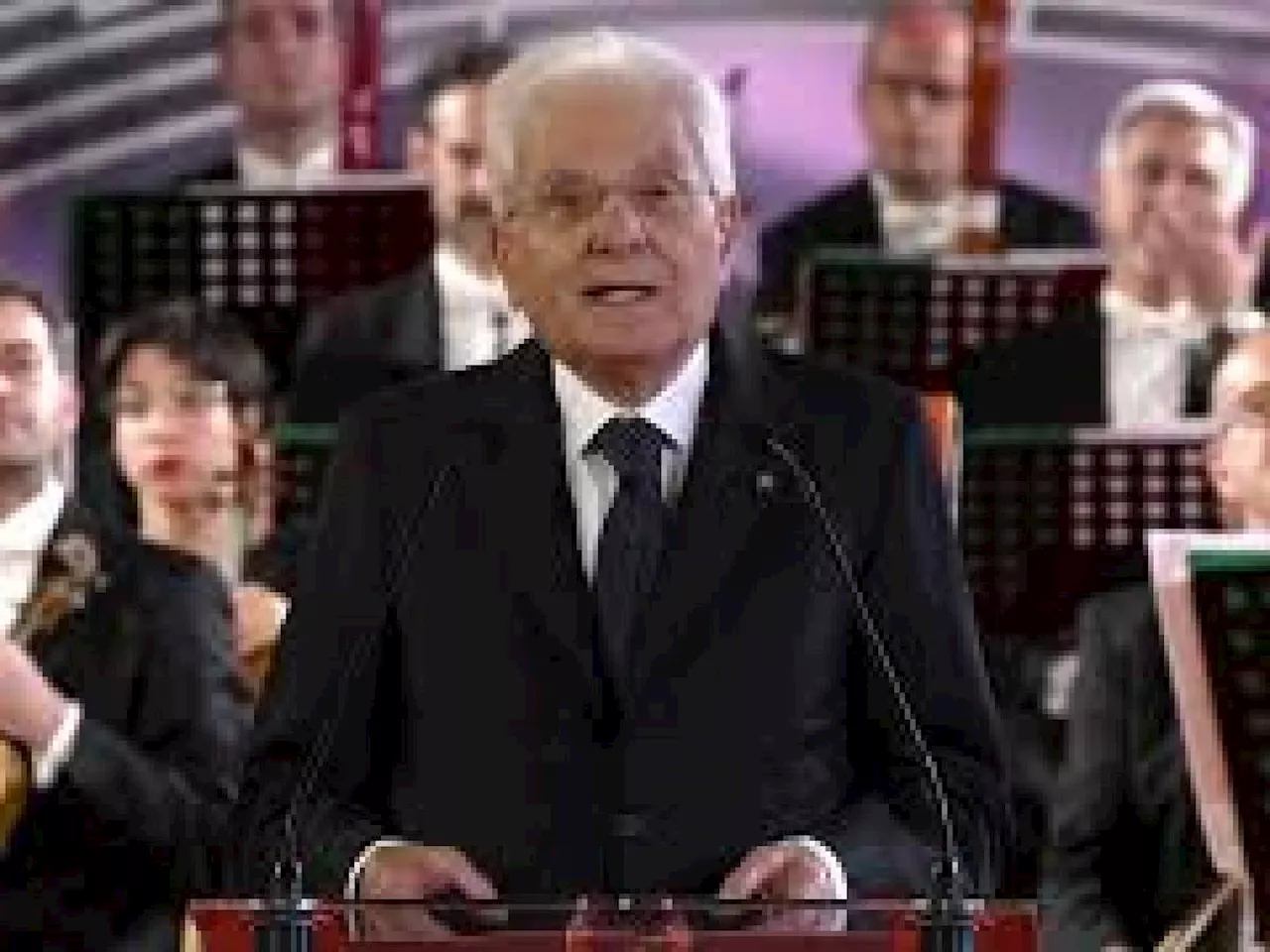 Mattarella: 'Impegno per la pace ma senza baratti insidiosi'