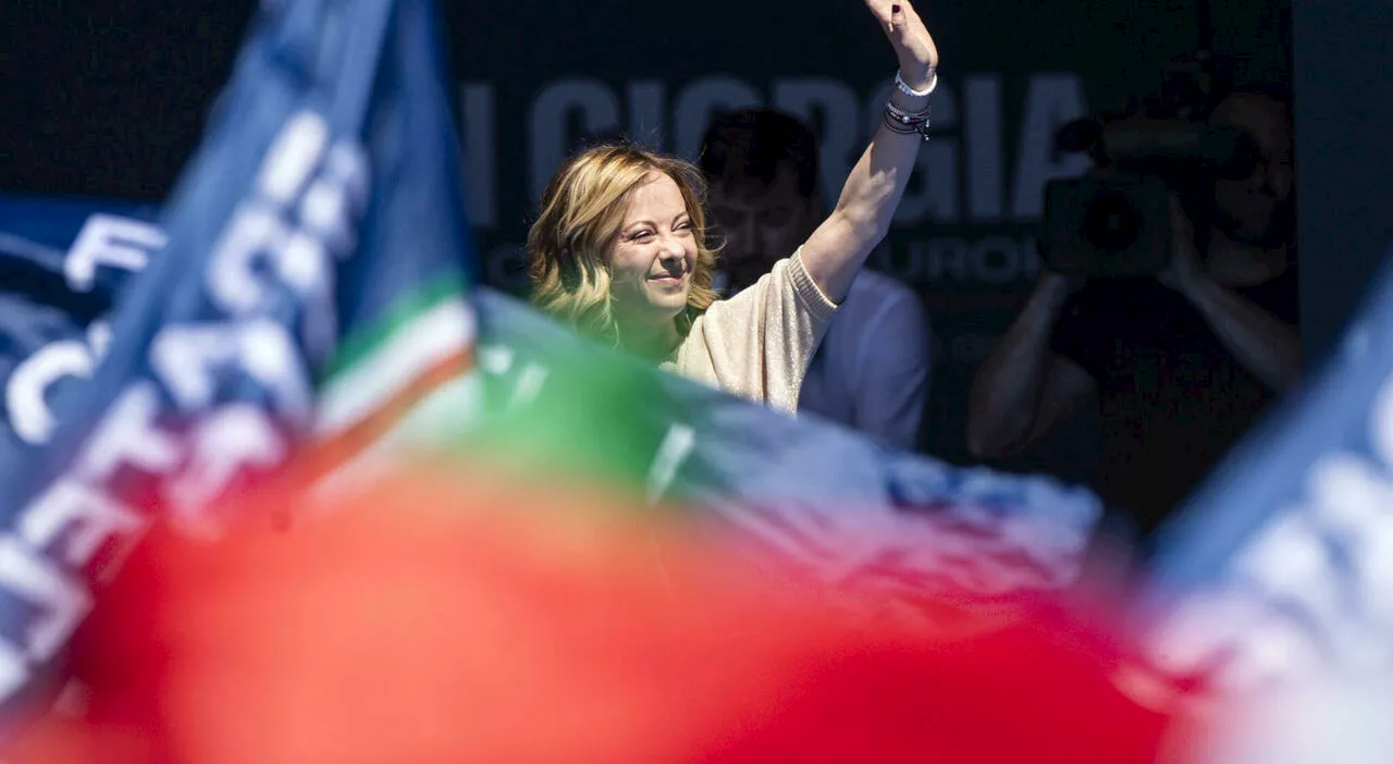 Giorgia Meloni chiude la campagna elettorale per le europee