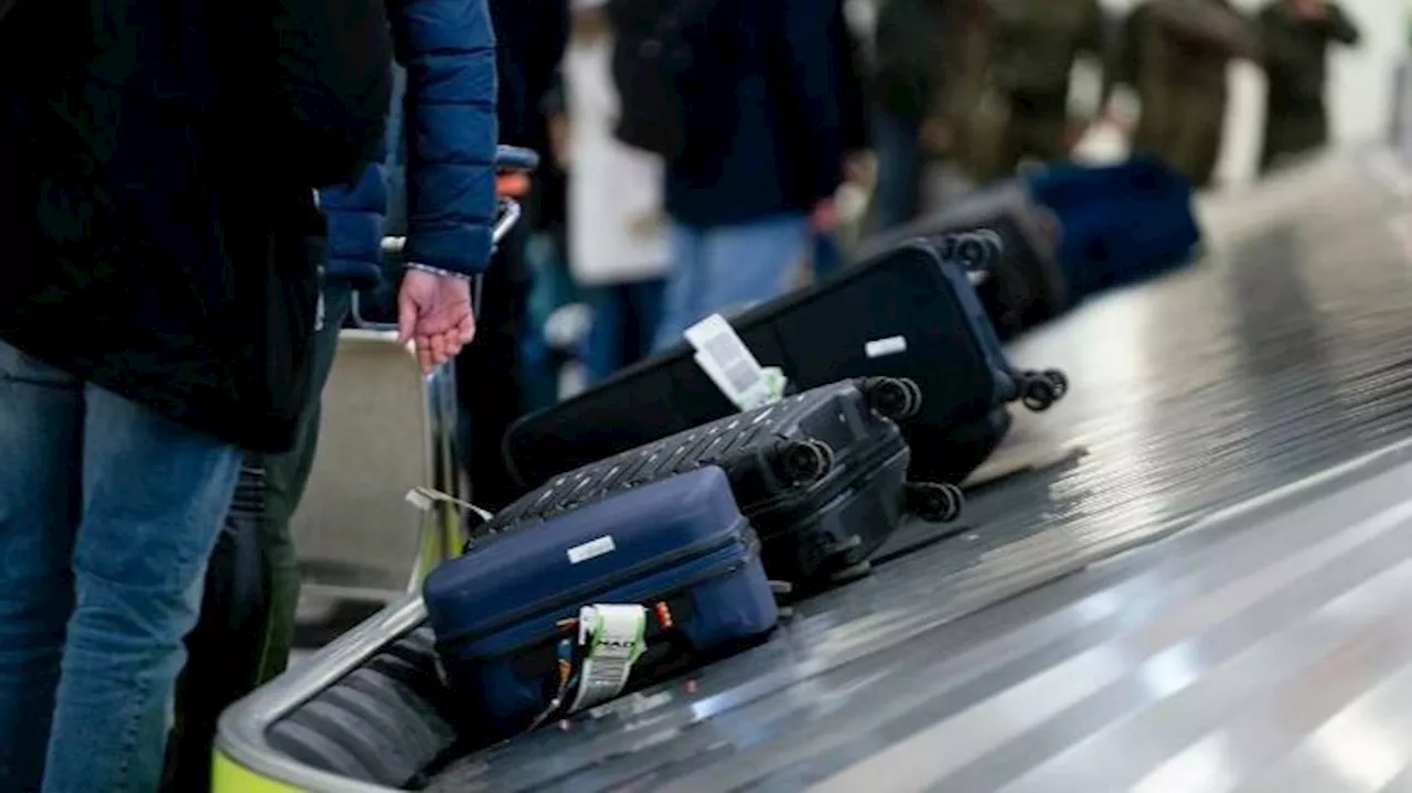 ¿Podrás subir gratis la maleta de mano al avión este verano?