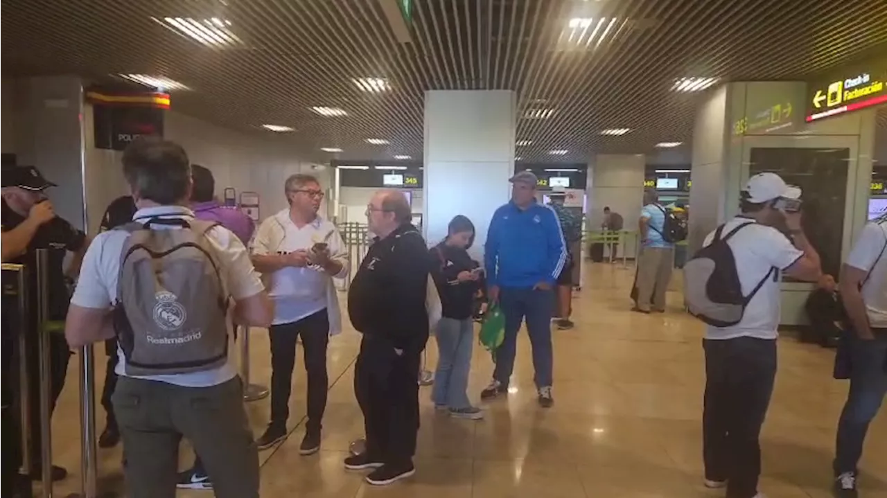 Un avión de hinchas del Real Madrid, en tierra a horas de la final de la Champions