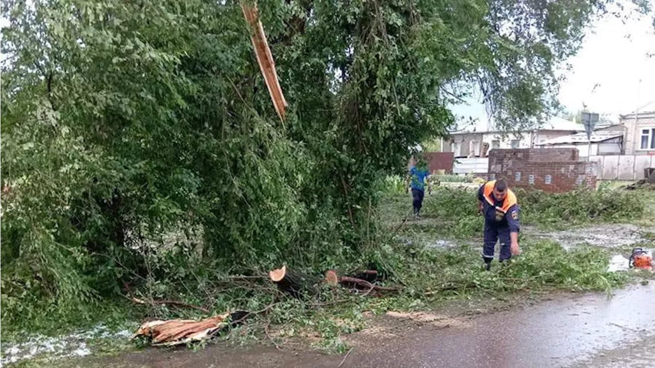 Режим ЧС ввели в нескольких районах КЧР из-за непогоды