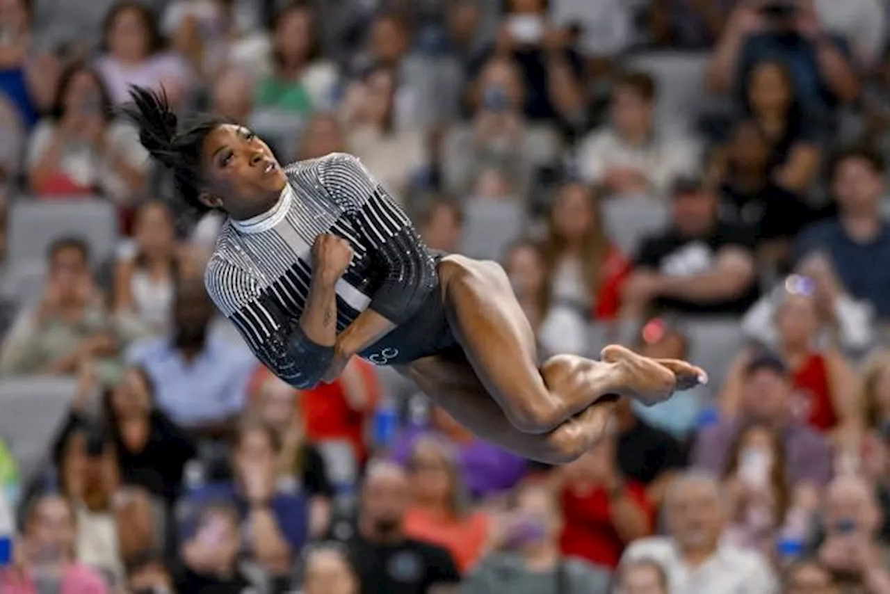 Simone Biles domine la première journée des Championnats des États-Unis