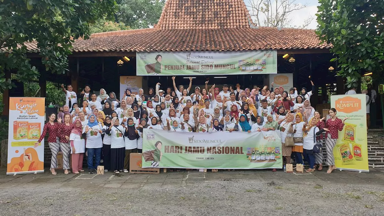 Hari Jamu Nasional, Sido Muncul Gaungkan Semangat Ayo Minum Jamu Bersama 100 Pedagang Jamu