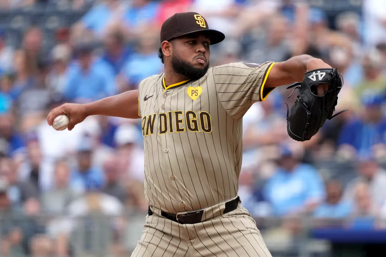 San Diego Padres take series in Kansas City with timely hits and a solid spot start