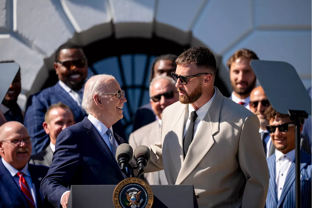 Chiefs News: Watch Travis Kelce Hilariously Take Over Mic at White House Ceremony