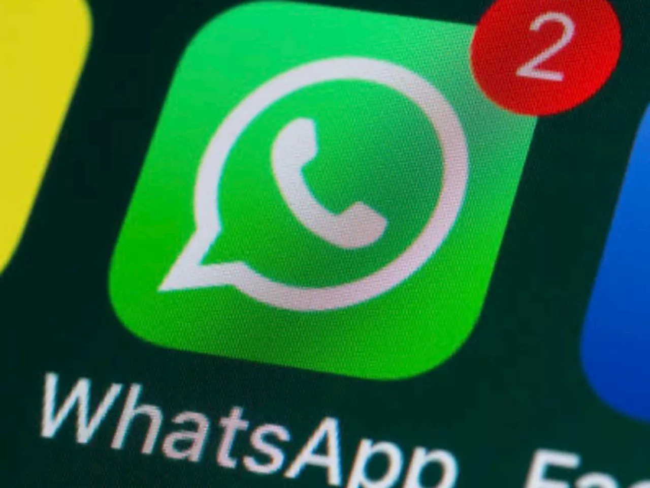 Cómo guardar las fotos y videos que solo se pueden ver una vez en WhatsApp