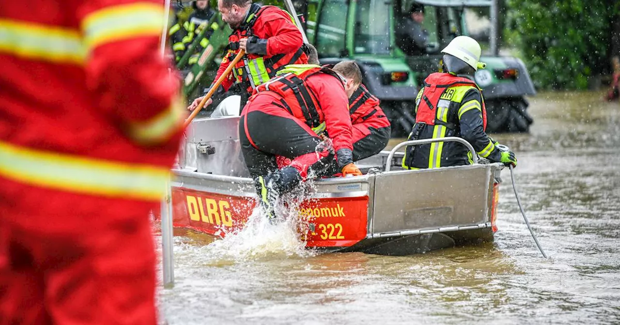 Bayern und Baden-Württemberg: Jahrhunderthochwasser in Bayern