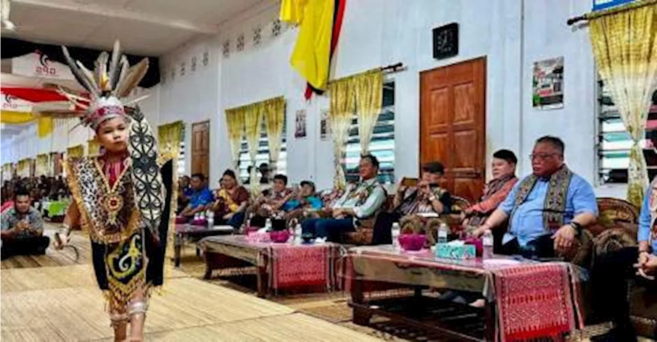 Bintulu MP partakes in Hari Gawai celebrations, netizens advice him to watch his health