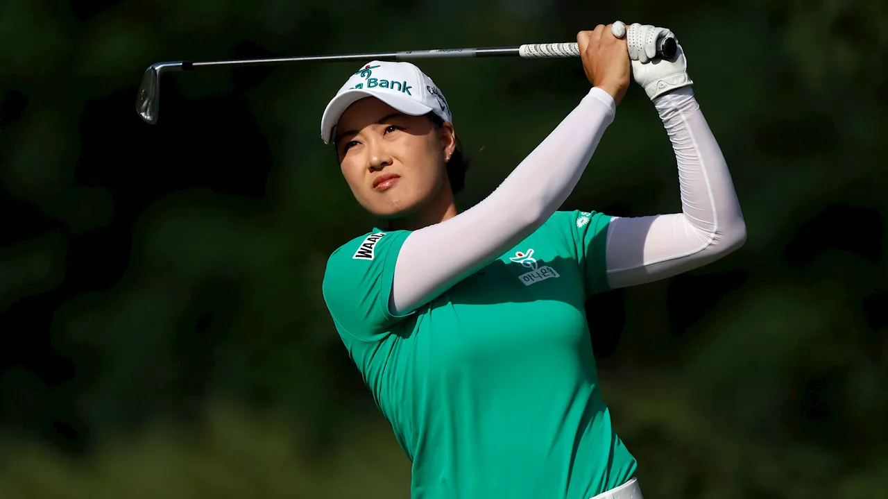 Lee shoots 66, forges three-way tie in US Women's Open