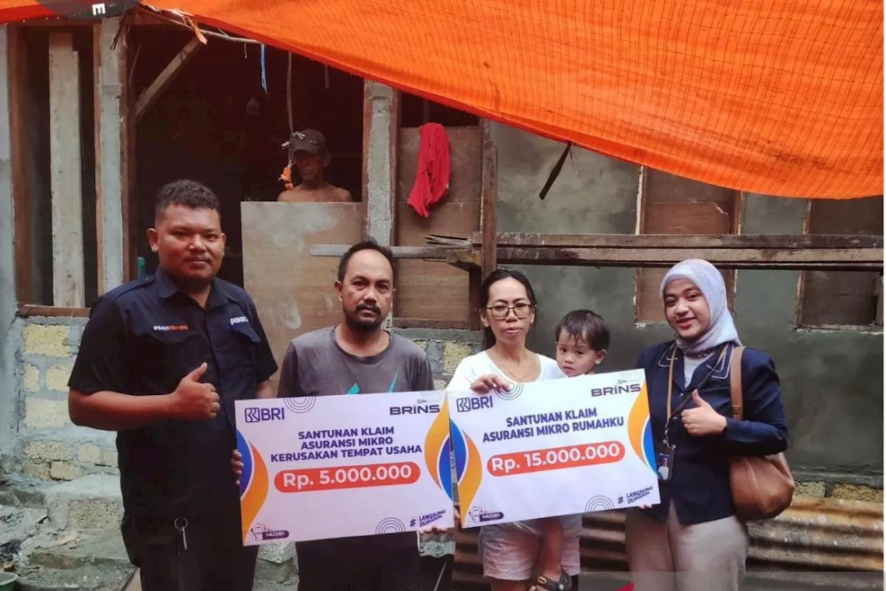 BRI Insurance bayarkan klaim korban kebakaran di Kota Jayapura