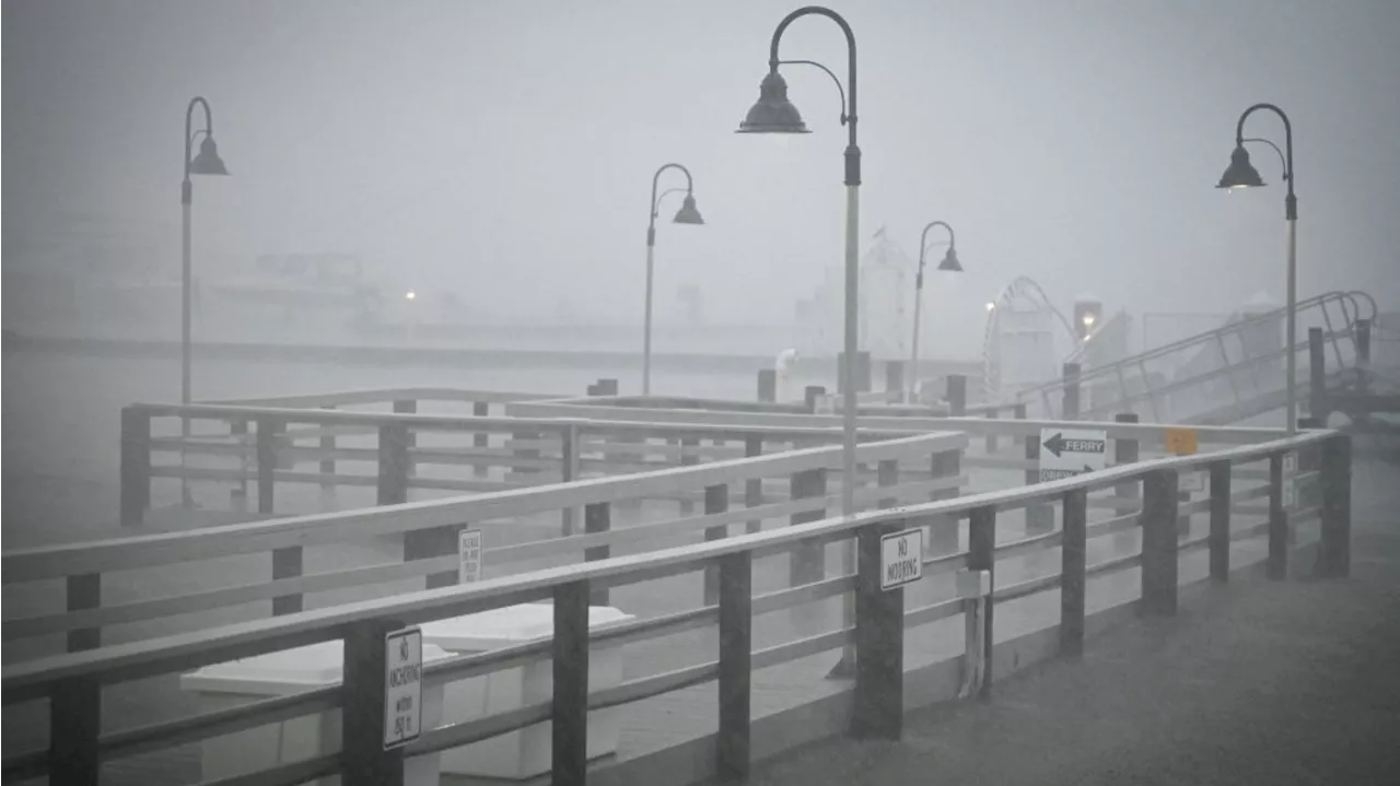 Varios días de fuertes lluvias en el sur de Florida aumentan este martes