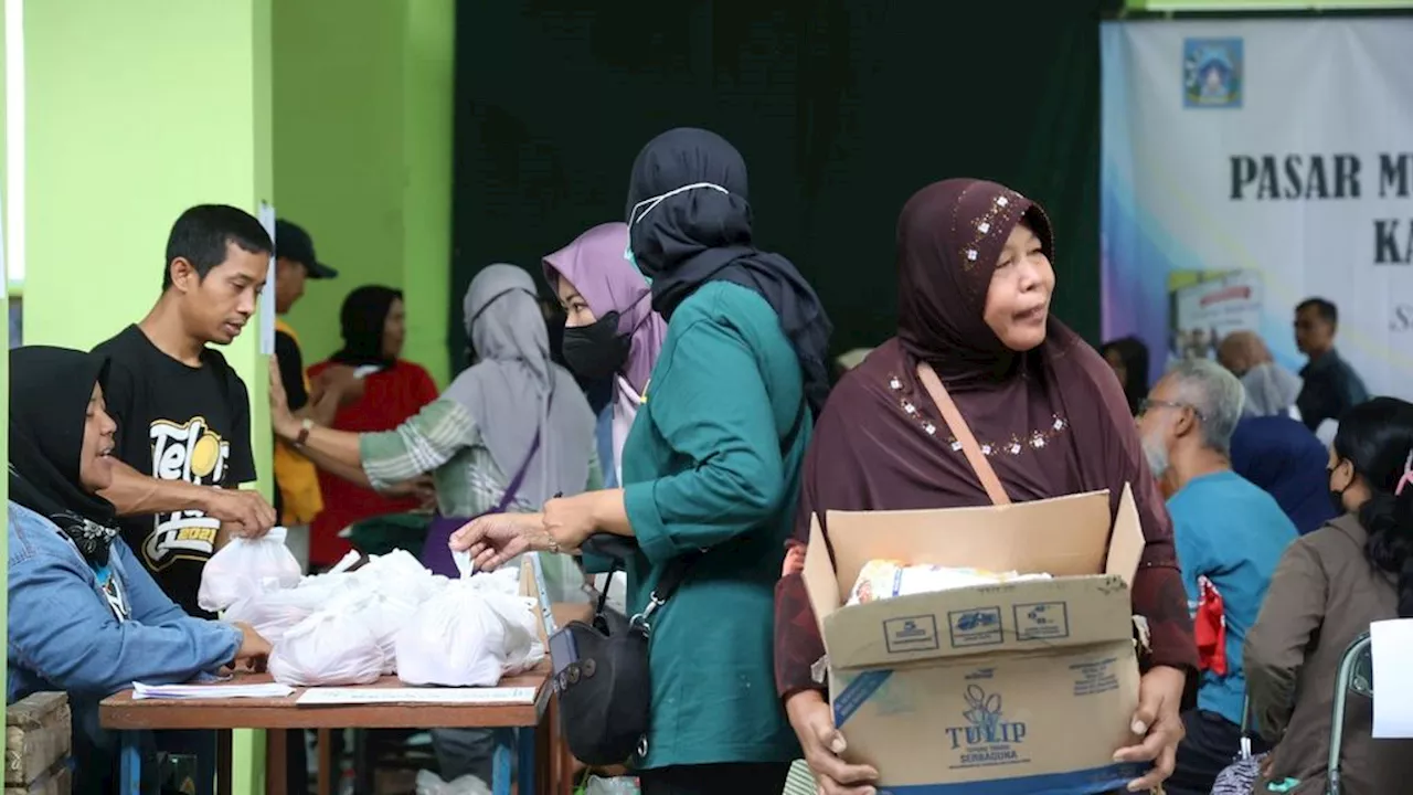 Pasar Murah, Jalan ”Ninja” Warga untuk Hidup Berhemat