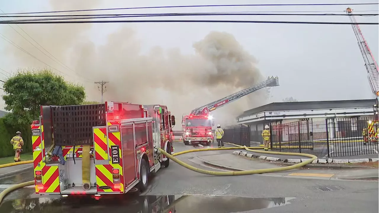 Lakewood commercial building fire forces nearby apartment residents to evacuate