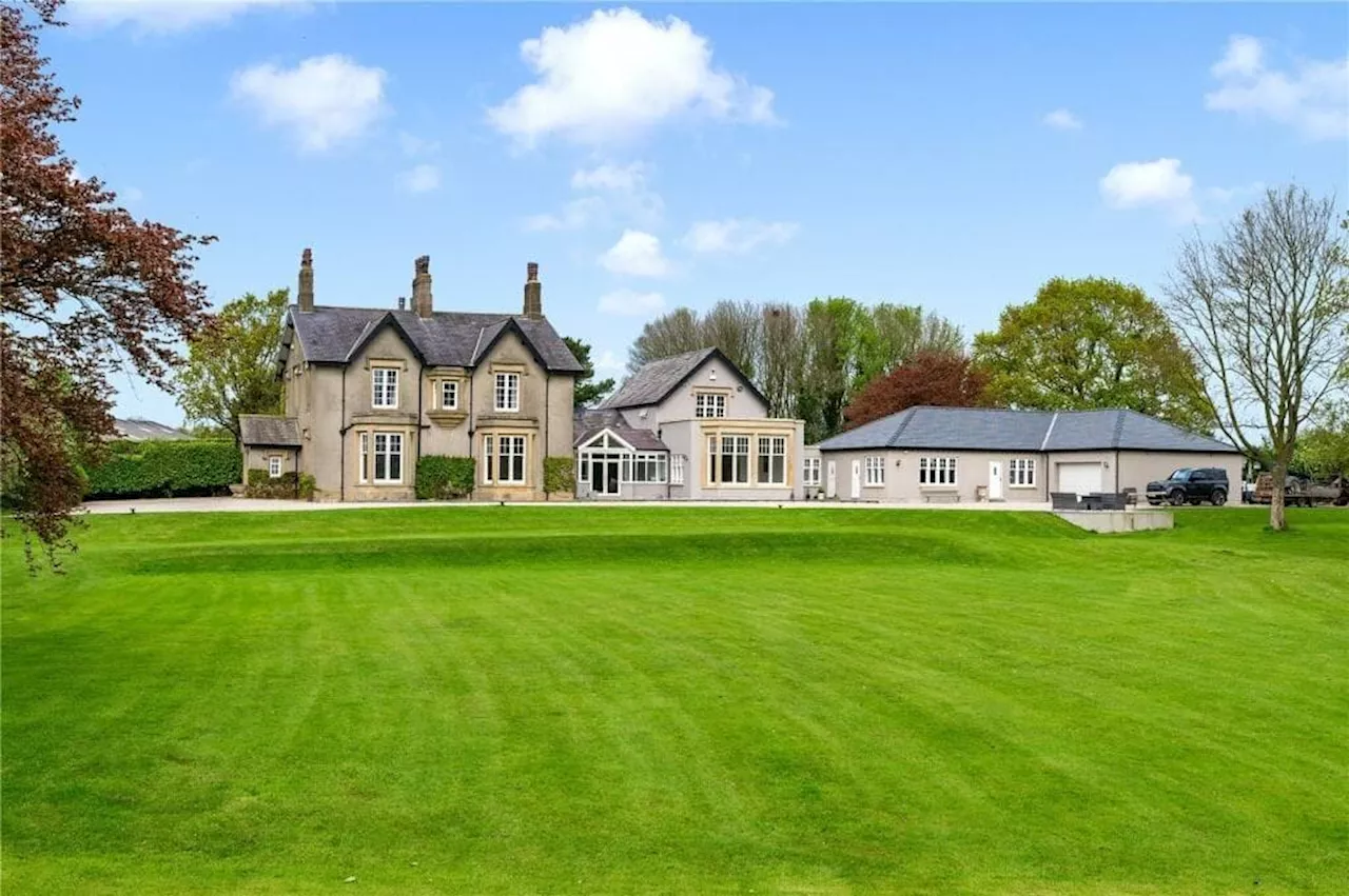 I think this historic 5 bed Bridgerton style Preston manor with huge garden is incredibly impressive