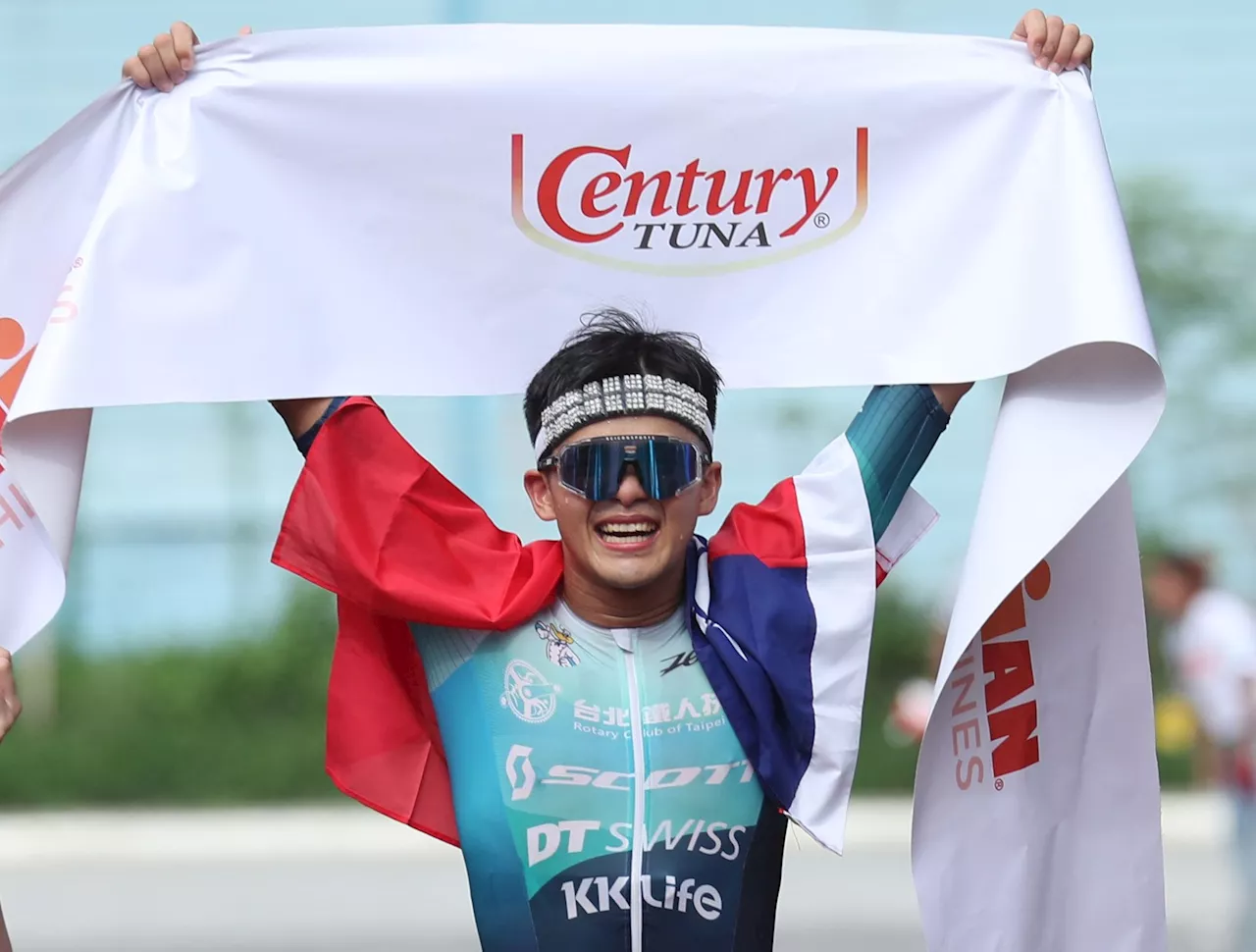 Taiwanese stand out in Century Tuna IRONMAN