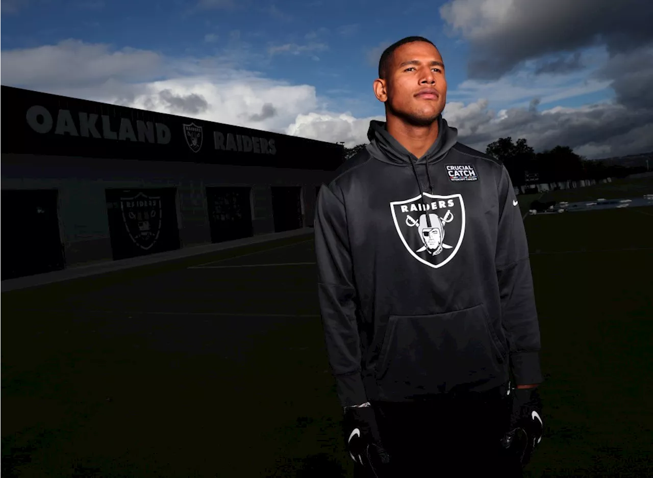 Former Raiders star tight end Darren Waller retires at age 31