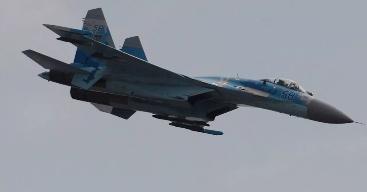 Ukrainian warplane 'blasts Putin's command in first direct hit' on Russia