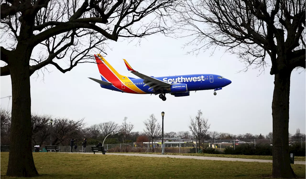 Elliott takes $1.9 billion stake in Southwest Airlines and seeks to oust CEO and chair