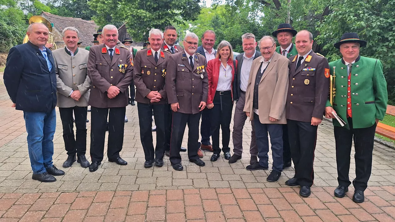 Der Alt-Dechant wurde in Ladendorf groß gefeiert