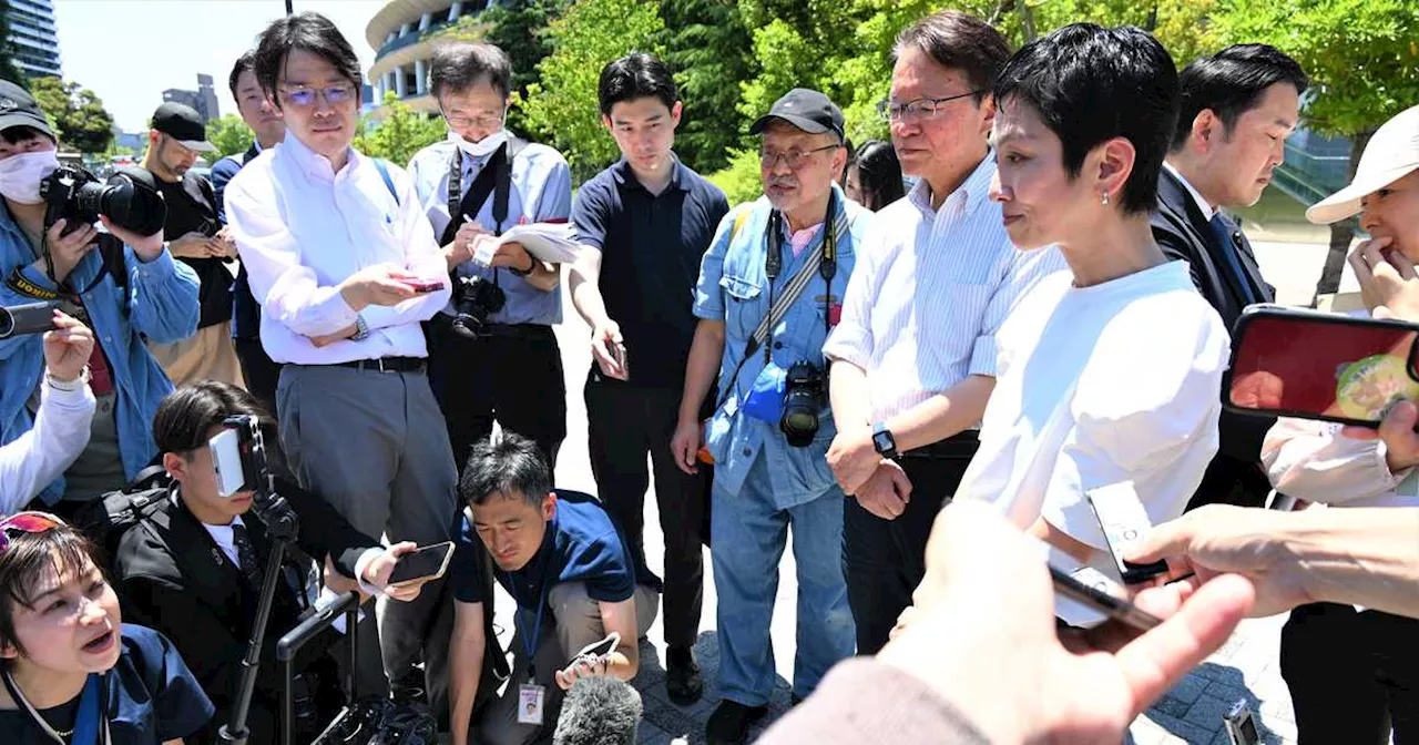 蓮舫氏への取材、フリーの質問が活発も目立つ小池氏批判 東京・望月記者は遮られる場面も