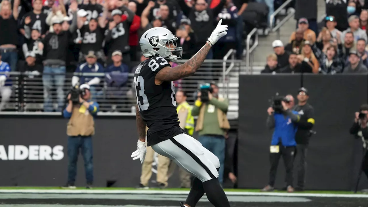 Former Las Vegas Raiders Pro-Bowl TE Darren Waller gives powerful retirement message