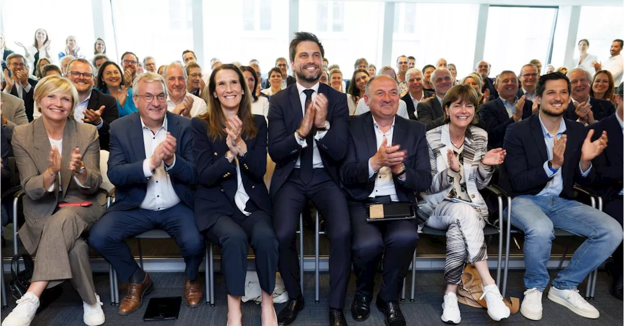 Élections 2024 : la direction du MR ovationne son président Georges-Louis Bouchez avant d’envisager les