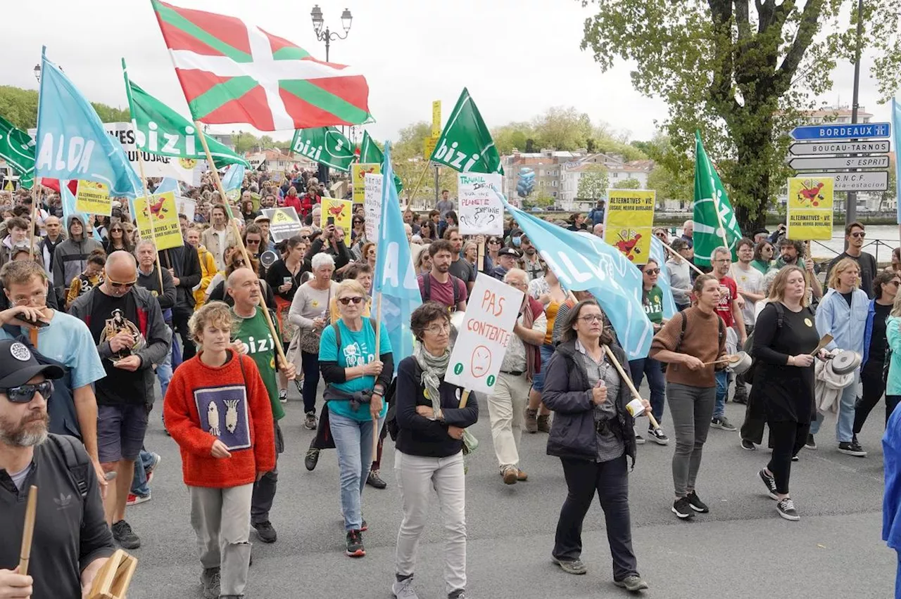 Pyrénées-Atlantiques : des rassemblements contre l’extrême droite programmés ce lundi à Pau et à Bayonne