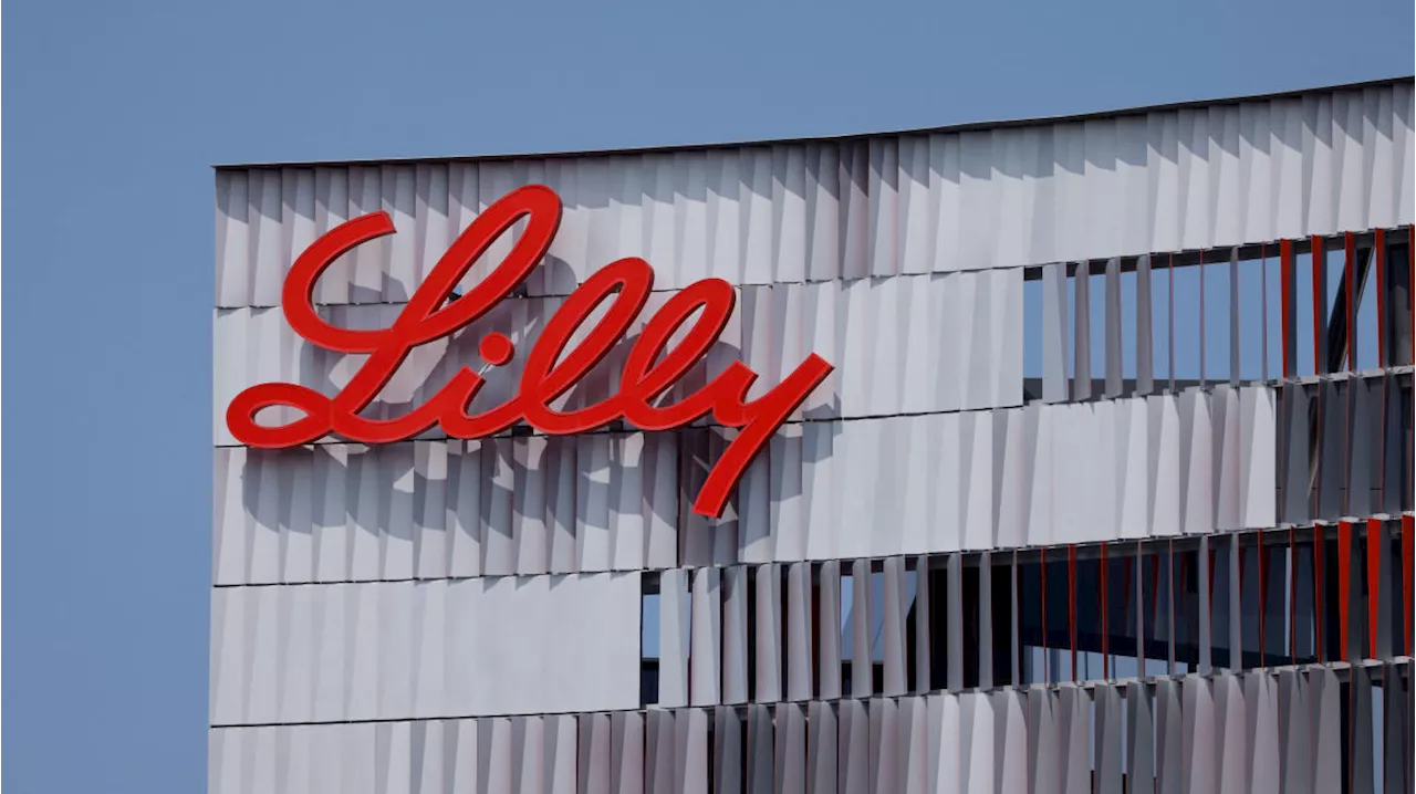 FDA panel votes to recommend Eli Lilly's Alzheimer's drug